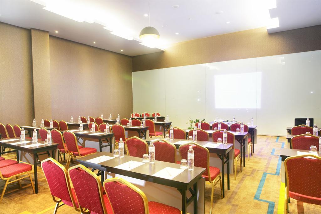 Hotel Grand Zuri Muara Enim Luaran gambar