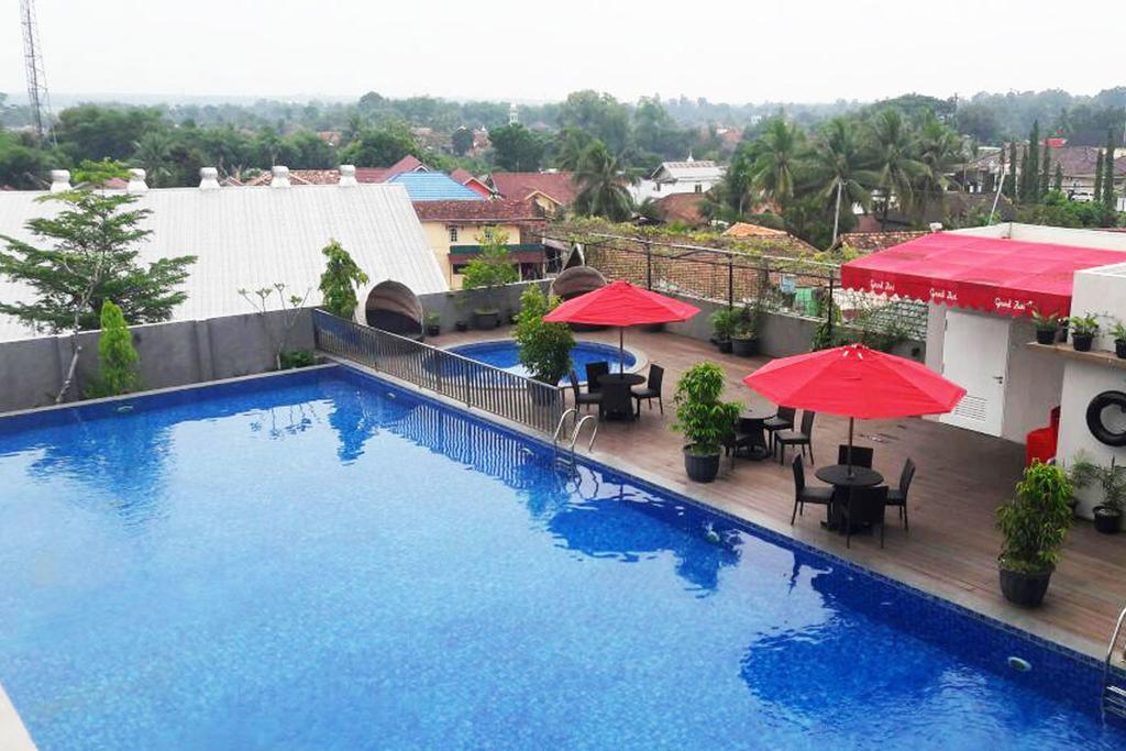 Hotel Grand Zuri Muara Enim Luaran gambar