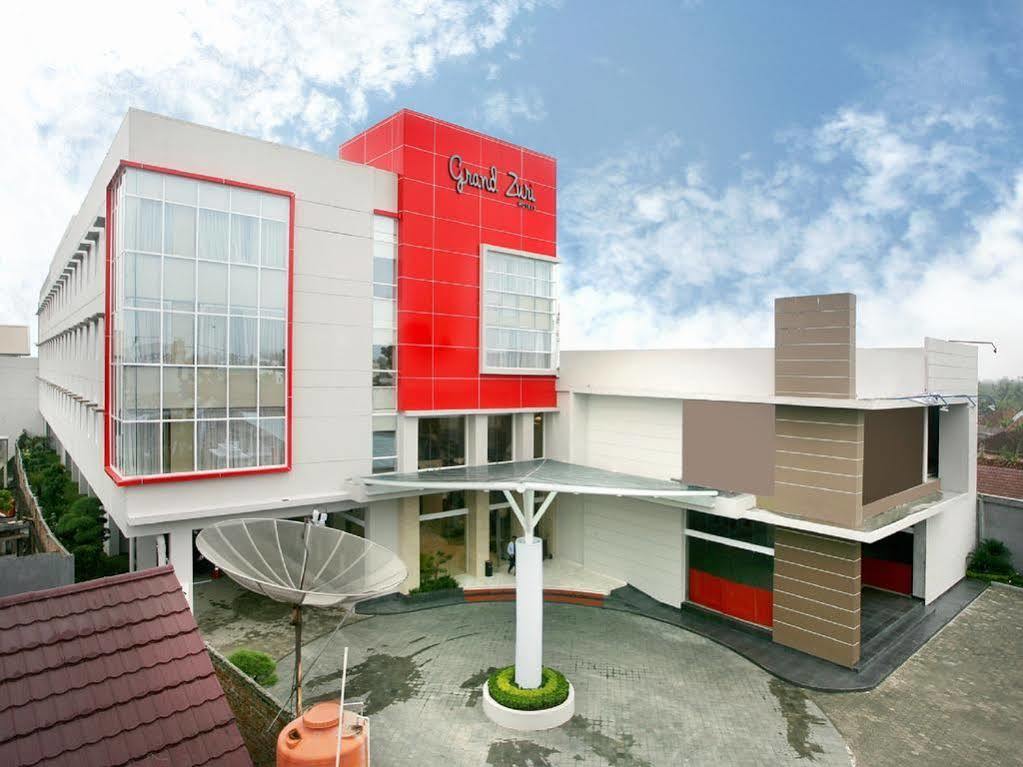 Hotel Grand Zuri Muara Enim Luaran gambar